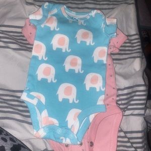 10 for $10 - Carter’s Elephant Onesie